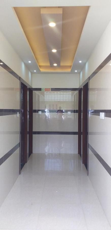 Royal Blue Meridian Inn Bengaluru Kültér fotó